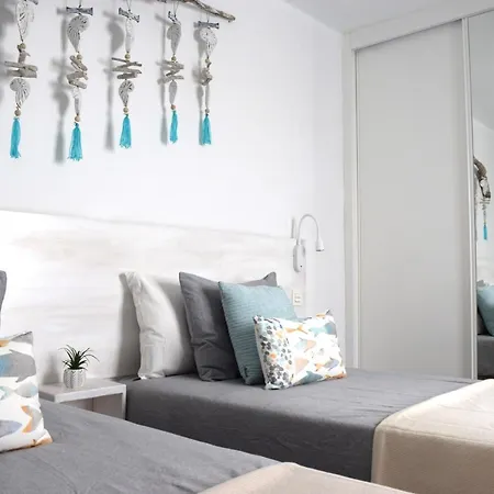 La Palmera - 2 Bedroom - Playa Roca Sea Front Access - Pool View - Free Ac - Wifi Apartament *