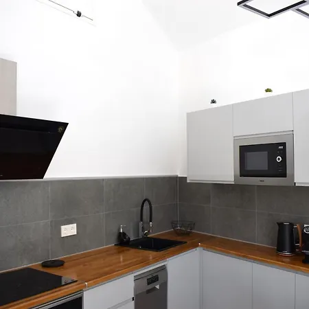 Apartament La Palmera - 2 Bedroom - Playa Roca Sea Front Access - Pool View - Free Ac - Wifi Costa Teguise