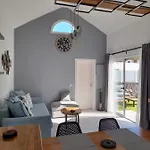 Apartamento La Palmera - 2 Bedroom - Playa Roca Sea Front Access - Pool View - Free Ac - Wifi *