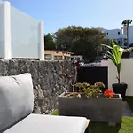 Apartamento La Palmera - 2 Bedroom - Playa Roca Sea Front Access - Pool View - Free Ac - Wifi Costa Teguise