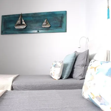 La Palmera - 2 Bedroom - Playa Roca Sea Front Access - Pool View - Free Ac - Wifi