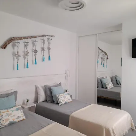 La Palmera - 2 Bedroom - Playa Roca Sea Front Access - Pool View - Free Ac - Wifi * 科斯塔特吉塞