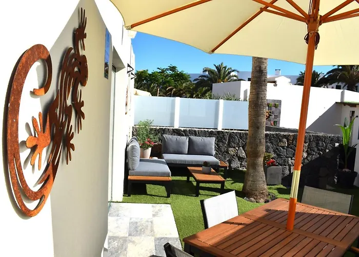 La Palmera: Beachfront With Pool View *