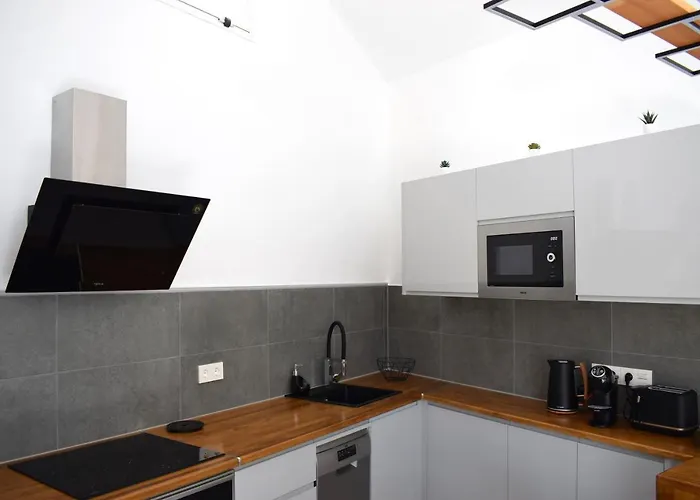 Apartment La Palmera: Beachfront With Pool View Costa Teguise