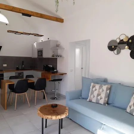 Lägenhet La Palmera - 2 Bedroom - Playa Roca Sea Front Access - Pool View - Free Ac - Wifi Costa Teguise