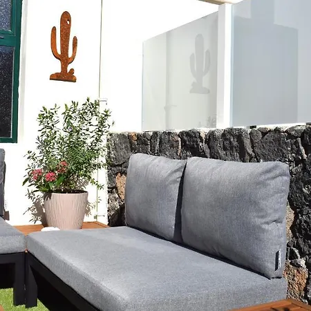 La Palmera - 2 Bedroom - Playa Roca Sea Front Access - Pool View - Free Ac - Wifi *